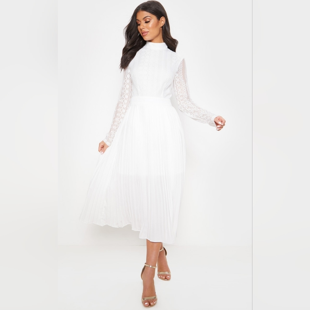 Beautiful lace and pleated white dress!